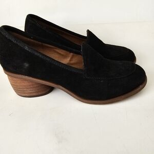 Sofft Classic Black Suede Womens Wood Oval Heel Slip on Loafer Shoes 7 Career